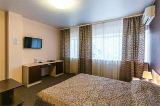 Гостиница Орион Нижний Новгород Эконом номер с 2-х спальной кроватью-9