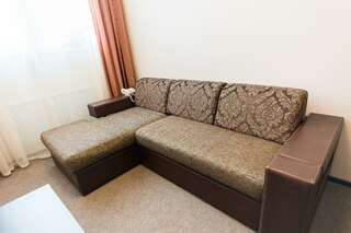 Гостиница Орион Нижний Новгород 2-комнатный номер люкс с 1 двуспальной кроватью-2