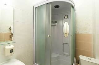 Гостиница Орион Нижний Новгород Эконом номер с 2-х спальной кроватью-7