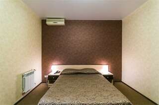 Гостиница Орион Нижний Новгород Стандартный номер с 2-х спальной кроватью-6