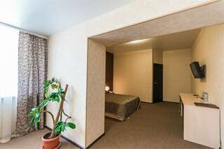 Гостиница Орион Нижний Новгород Стандартный номер с 2-х спальной кроватью-7