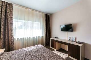 Гостиница Орион Нижний Новгород Номер стандарт с 1 двуспальной кроватью-11