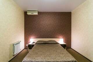 Гостиница Орион Нижний Новгород Номер стандарт с 1 двуспальной кроватью-27