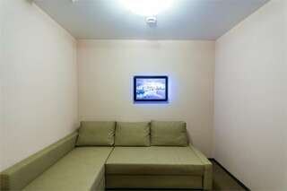 Гостиница Орион Нижний Новгород Эконом номер с 2-х спальной кроватью-14