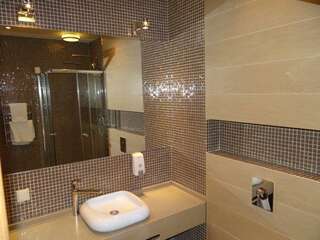 Гостиница Орион Нижний Новгород Номер стандарт с 1 двуспальной кроватью-31